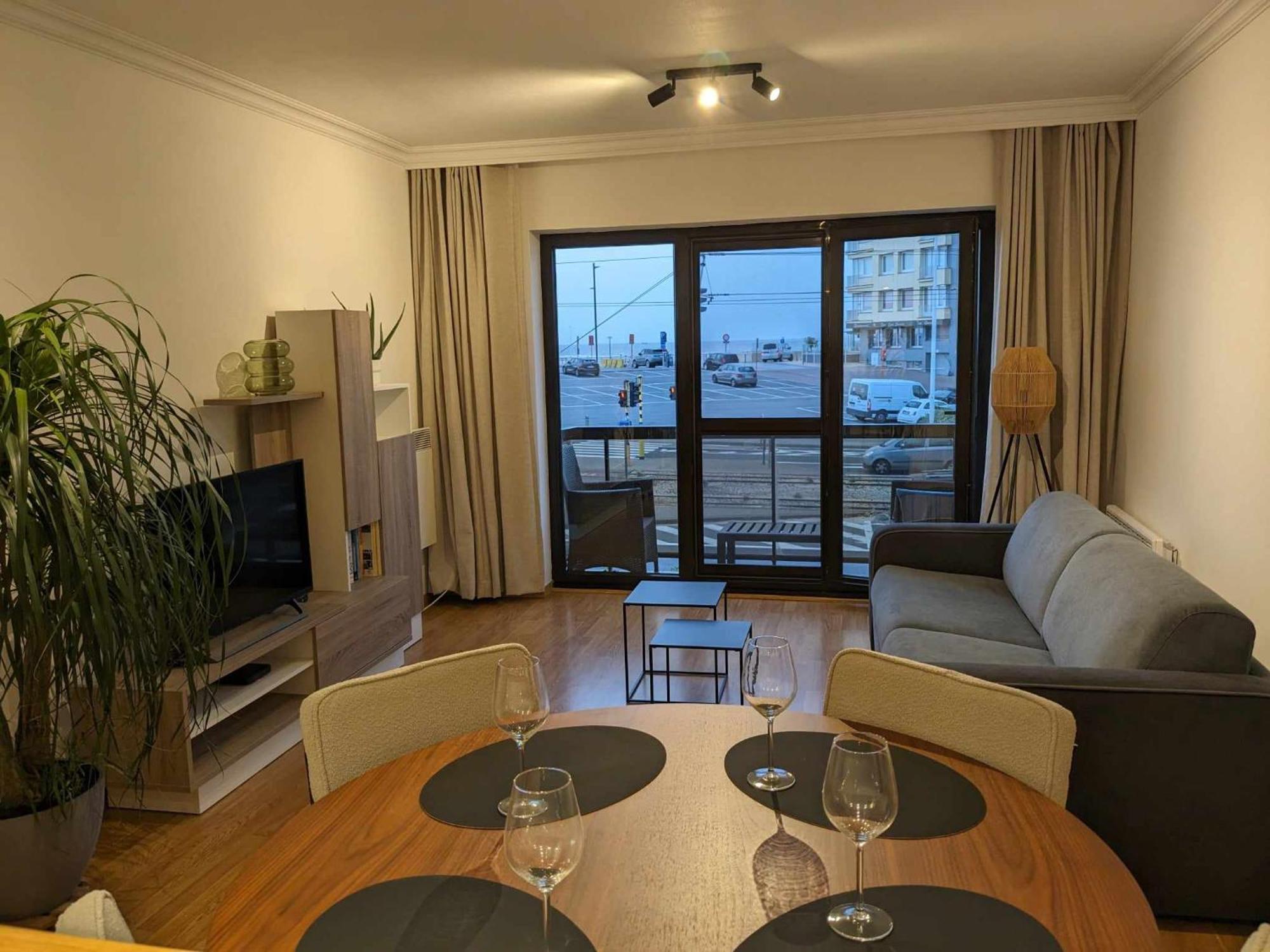Vista Linda, Leuk Appartement Vlak Bij Zeedijk En Strand 오스텐드 외부 사진