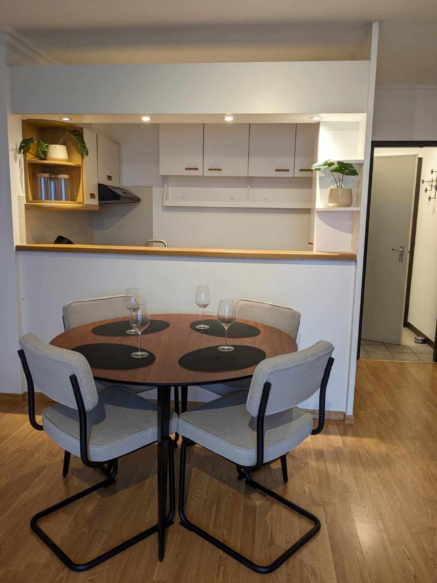 Vista Linda, Leuk Appartement Vlak Bij Zeedijk En Strand 오스텐드 외부 사진